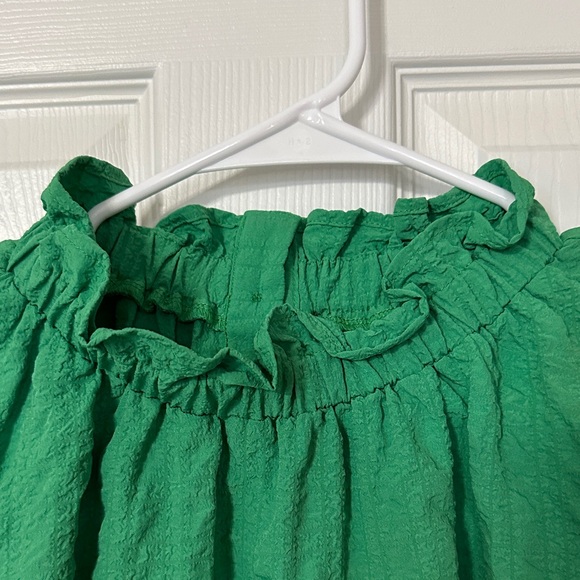 Green Blouse with Floral Sleeves - Picture 4 of 5